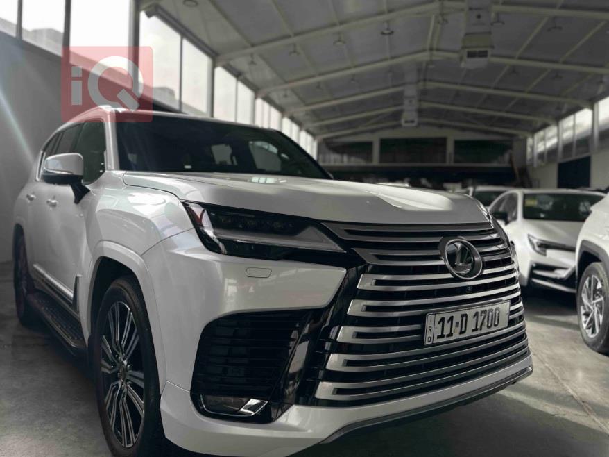 Lexus LX